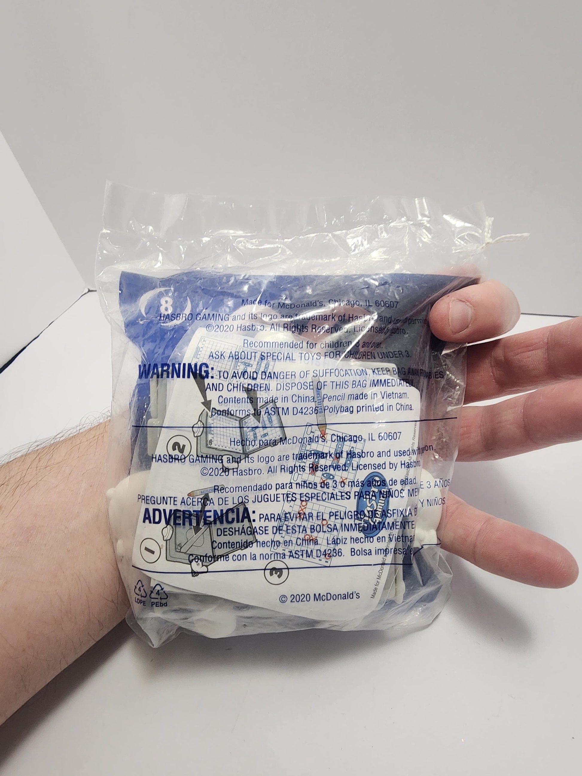 Happy Meal Battleship Game - Games - Fast Food Toys - Happy Meal Toys - Mcdonalds Toys - Battleship - Battleship Game - Hasbro - Hasbro Game