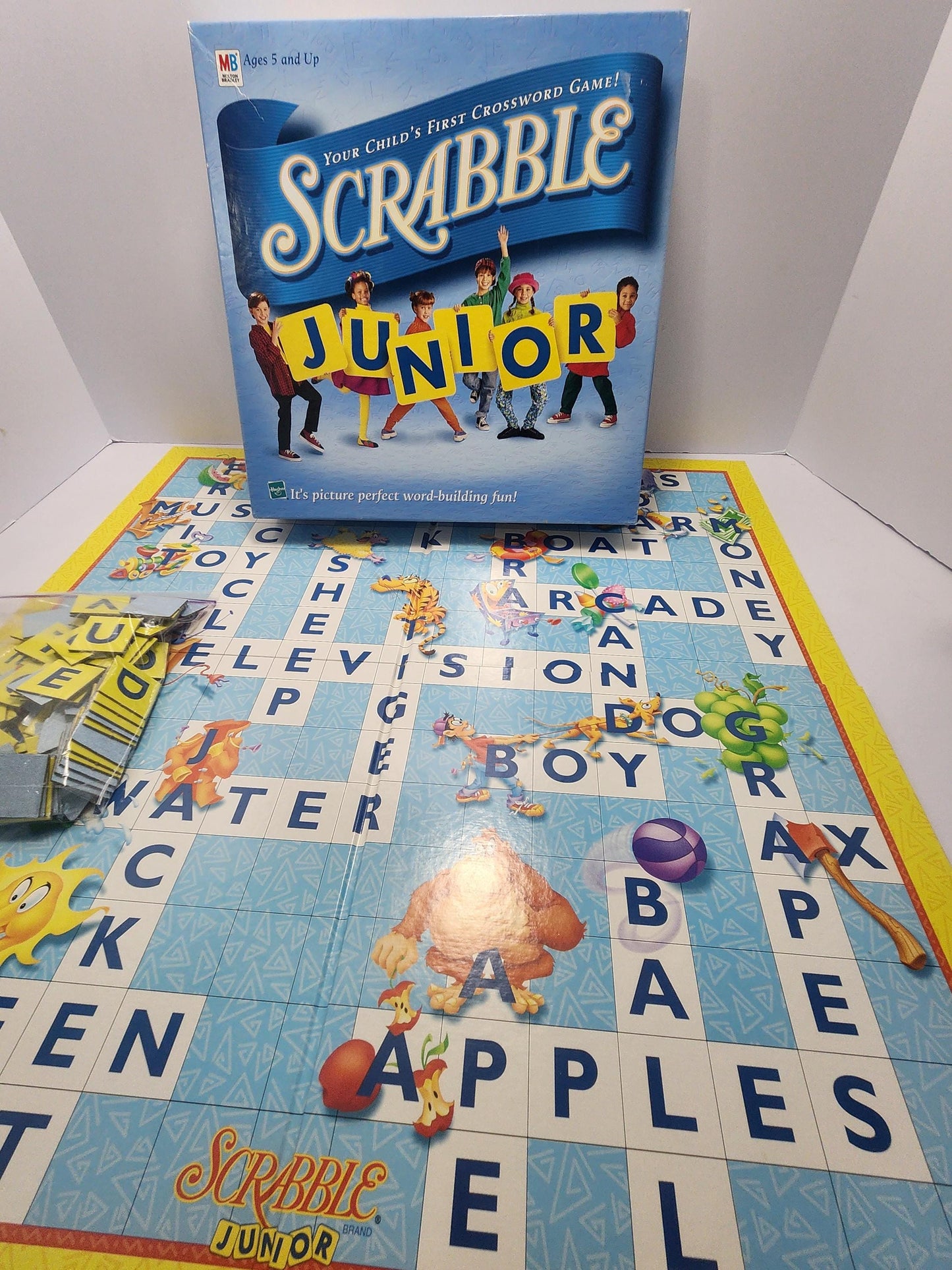 Vintage Scrabble Junior 1999 Milton Bradley Edition - Scrabble - Scrabble Junior - Board Games - Vintage Games - 1990's - Kids Games - Games