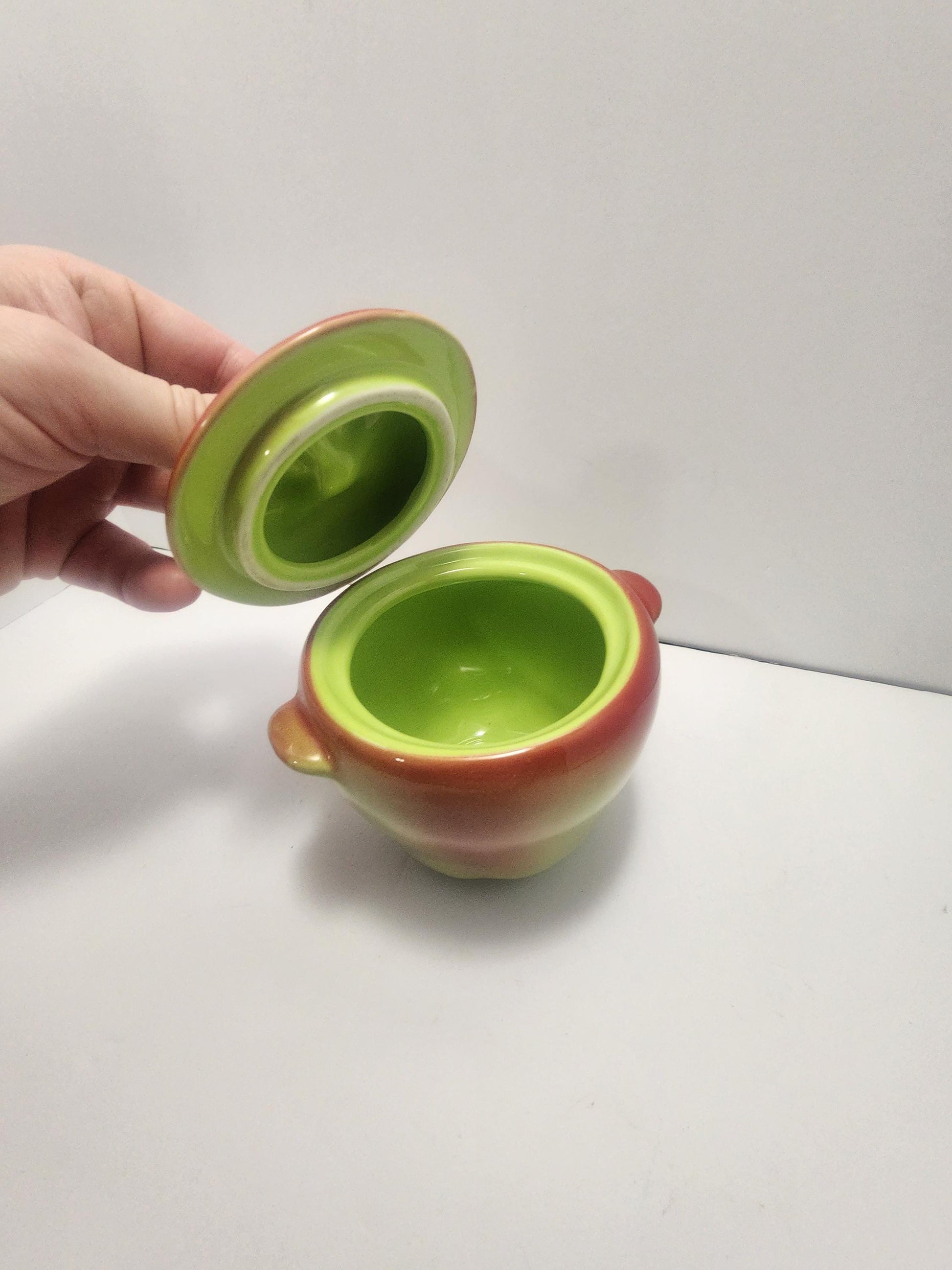 Vintage Ceramic Apple Jar By Hull - Apples - Apple Decorations - Jars - Kitchen - Kitchen Decor - Teachers - Gift For Teachers