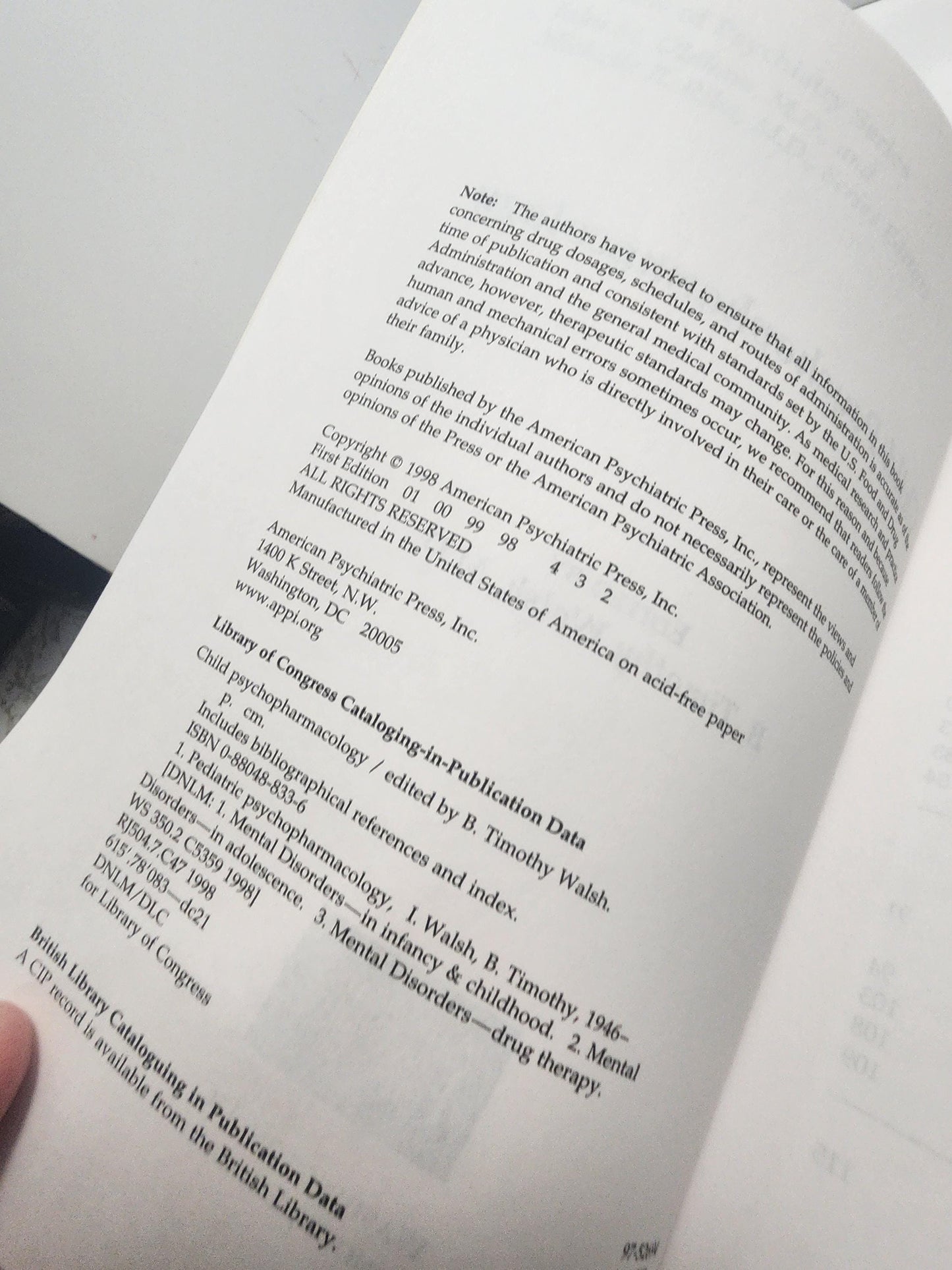 Child Psychopharmacology, Volume 17 of the Review of Psychiatry series - Children - Child Psychopharmacology - Psychopharmacology Books