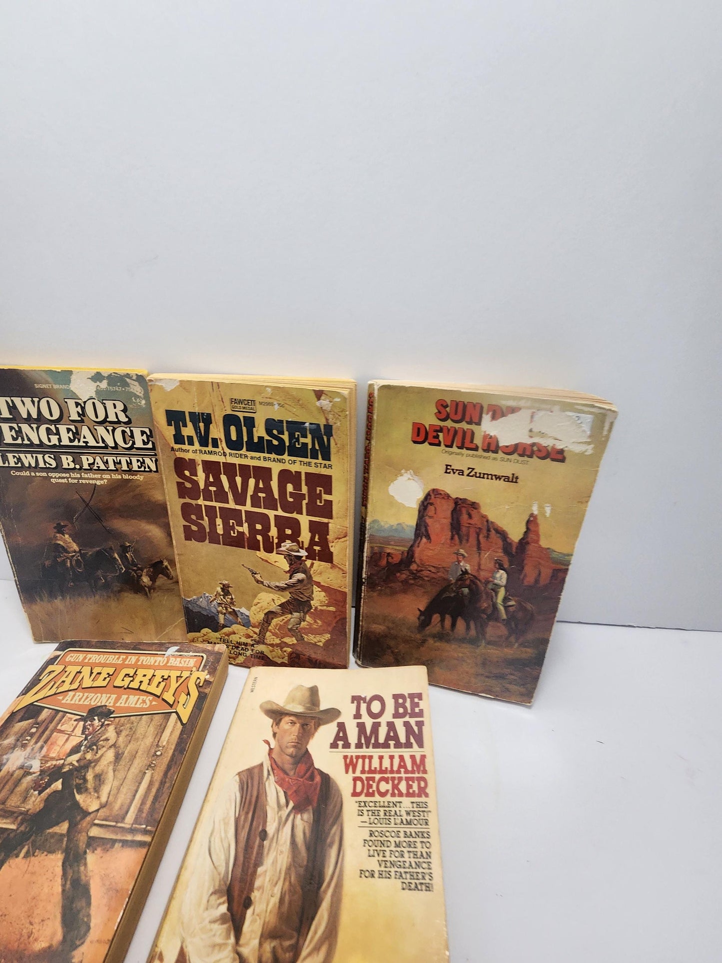 Western Vintage 1980's Paperback Books LOT Of 5 - Vintage Books - Westerns - Western Books - Novels - 1980's - Paperback Books