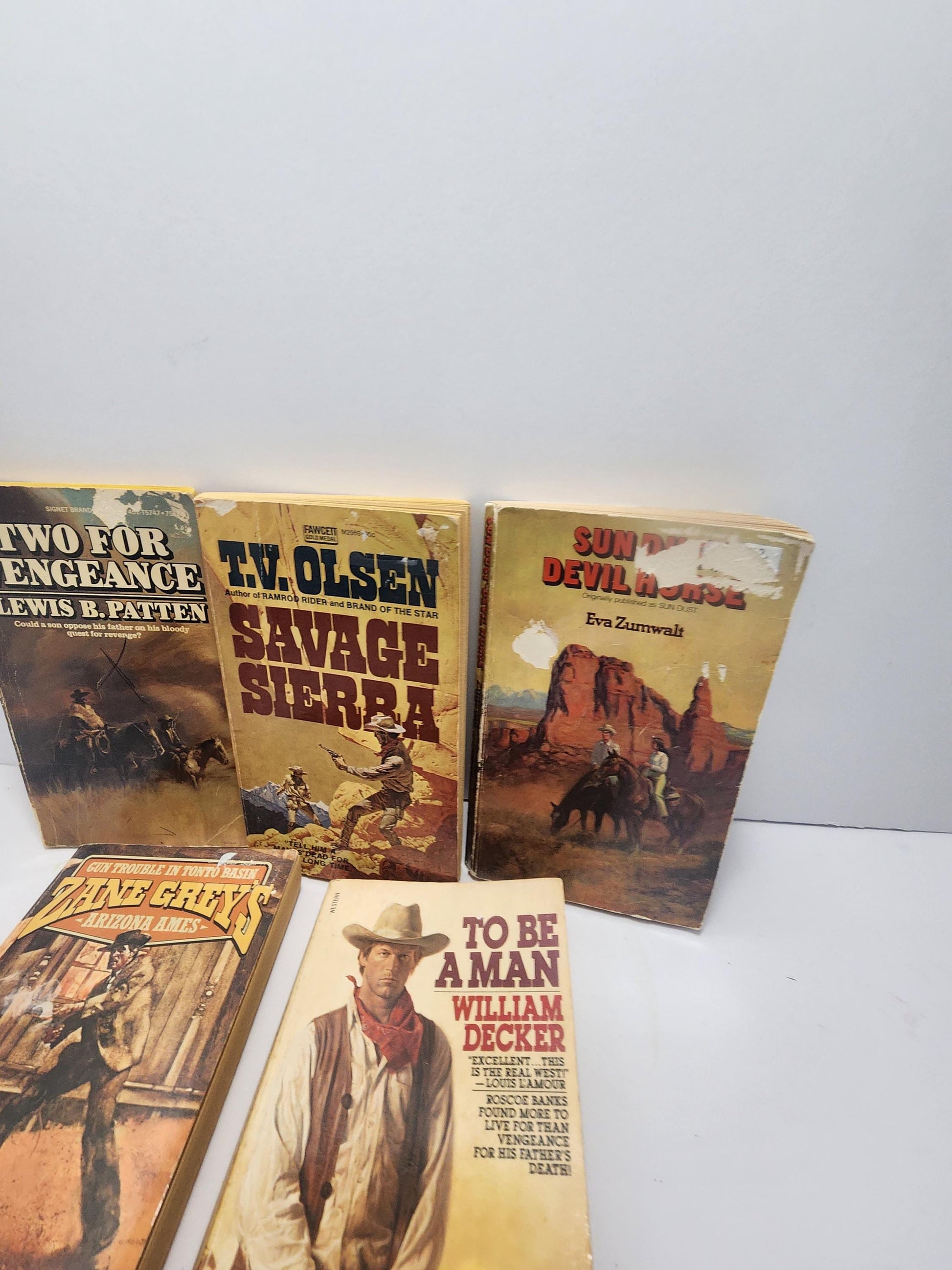Western Vintage 1980's Paperback Books LOT Of 5 - Vintage Books - Westerns - Western Books - Novels - 1980's - Paperback Books