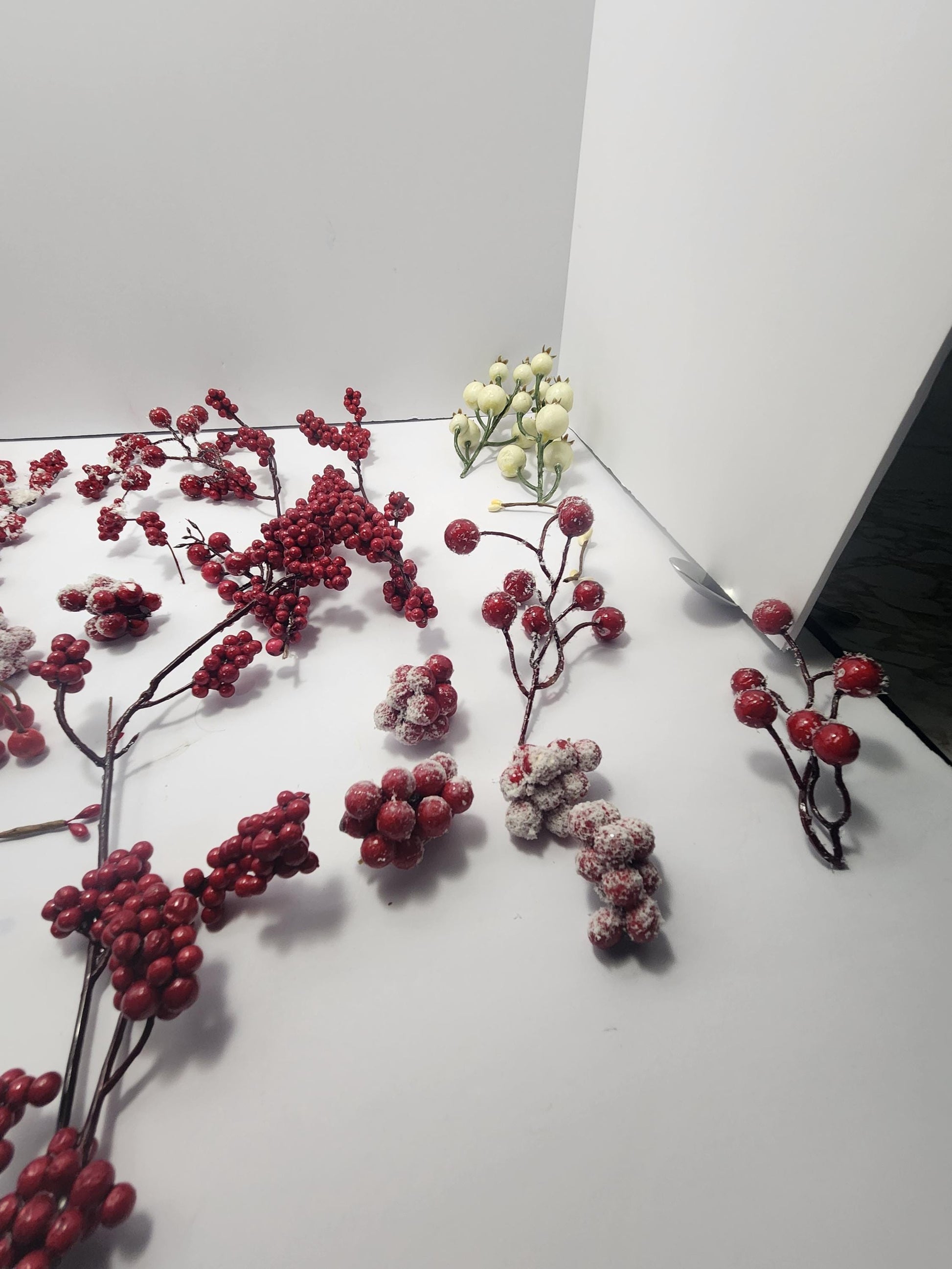 White & Red Berry Garland Decorations LOT - Garland - Berries - Berry Garland - Decorations - Decor - Christmss Decor - Winter Decorations