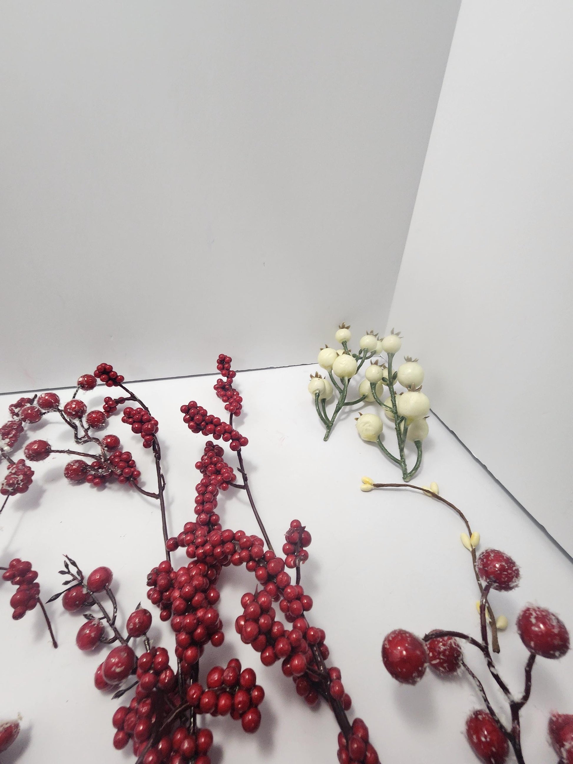 White & Red Berry Garland Decorations LOT - Garland - Berries - Berry Garland - Decorations - Decor - Christmss Decor - Winter Decorations