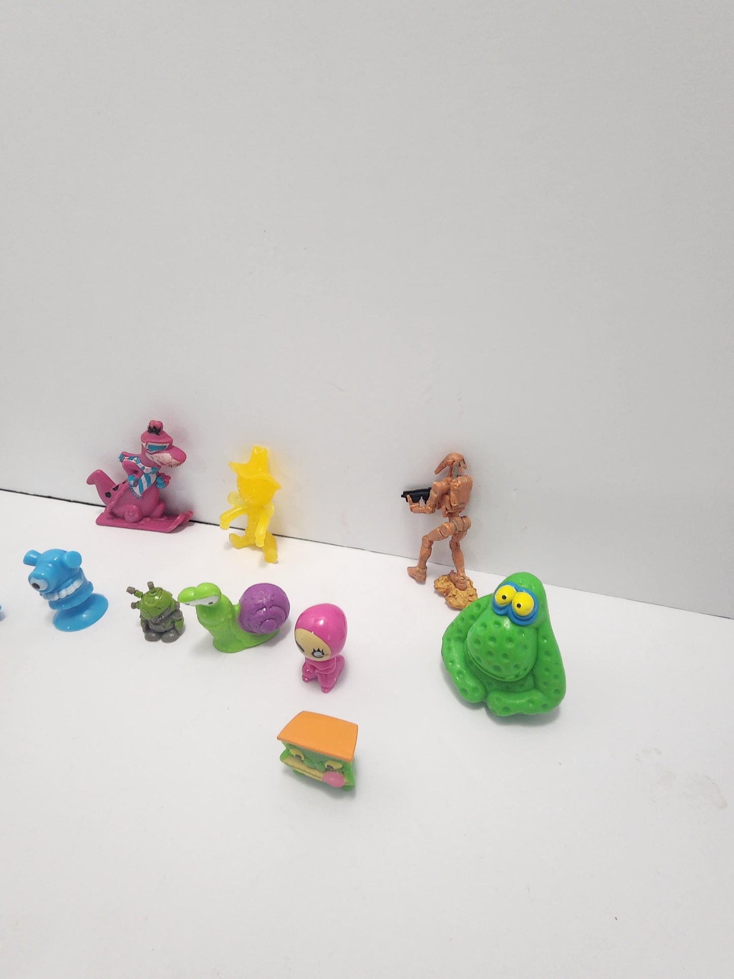 Random Toys Vintage Figure LOT - Toys - Toy Lot - Mixed Toys - Vintage Toys - Toys