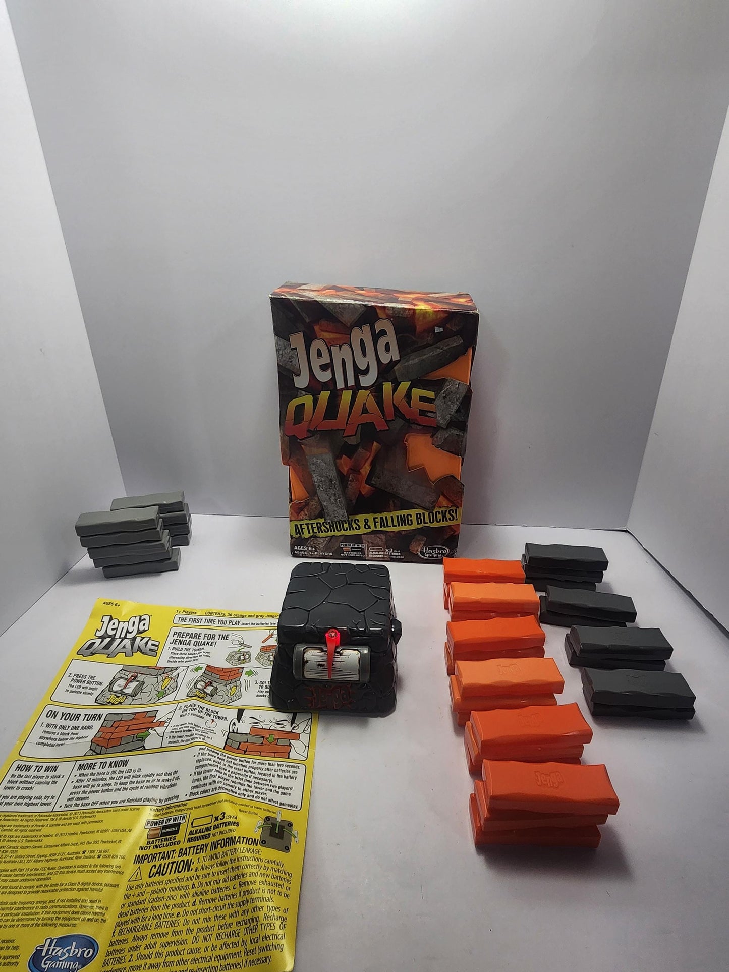 Hasbro Jenga Quake Family Game - Games - Family Games - Jenga - Hasbro - Family Game Night - Game Night - Jenga Quake