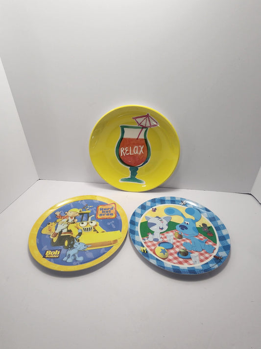 Plastic Old Style Children's Plates - Blue's Clues - Bob The Builder - Drinks - Cocktails - Relax - Plates - Bob The Builder Plate - Plates