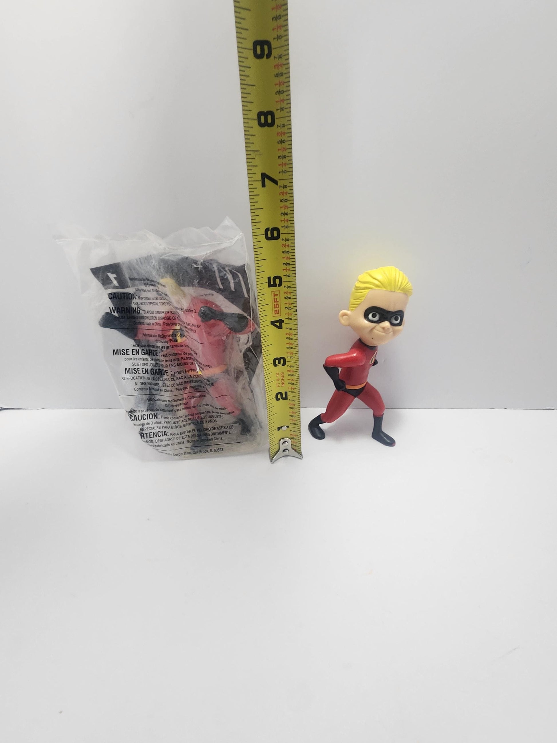 Disney's The Incredibles Action Figures LOT of 2 - Disney - Disney Toys - The Incredibles - The Incredibles Toys - Mcdonalds Toys