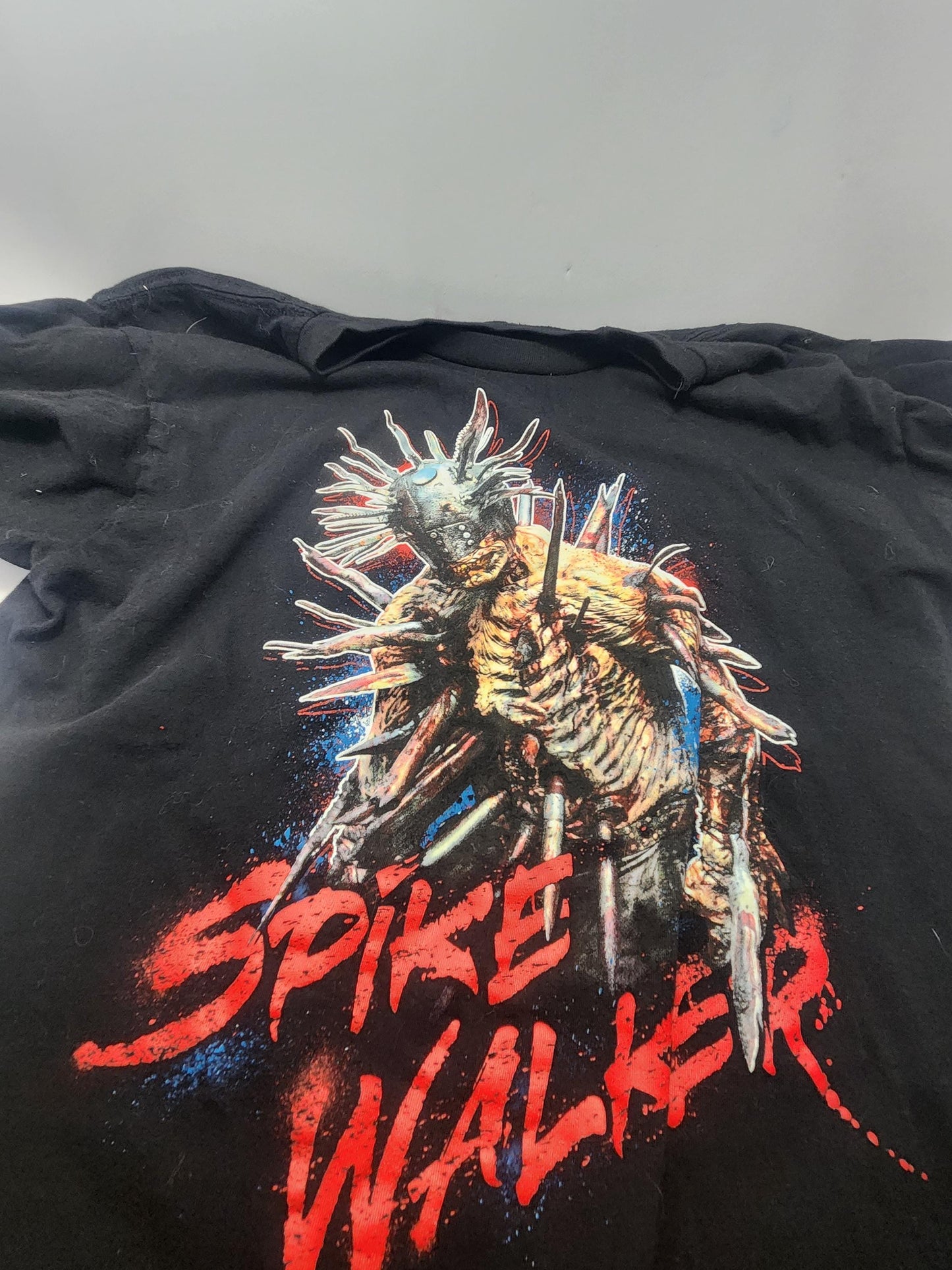Spiked Walker The Walking Dead AMC Large T Shirt - Spiked Walker - Walkers - Amc - TV Shows - T Shirts - Size Large - Twd - The Walking Dead