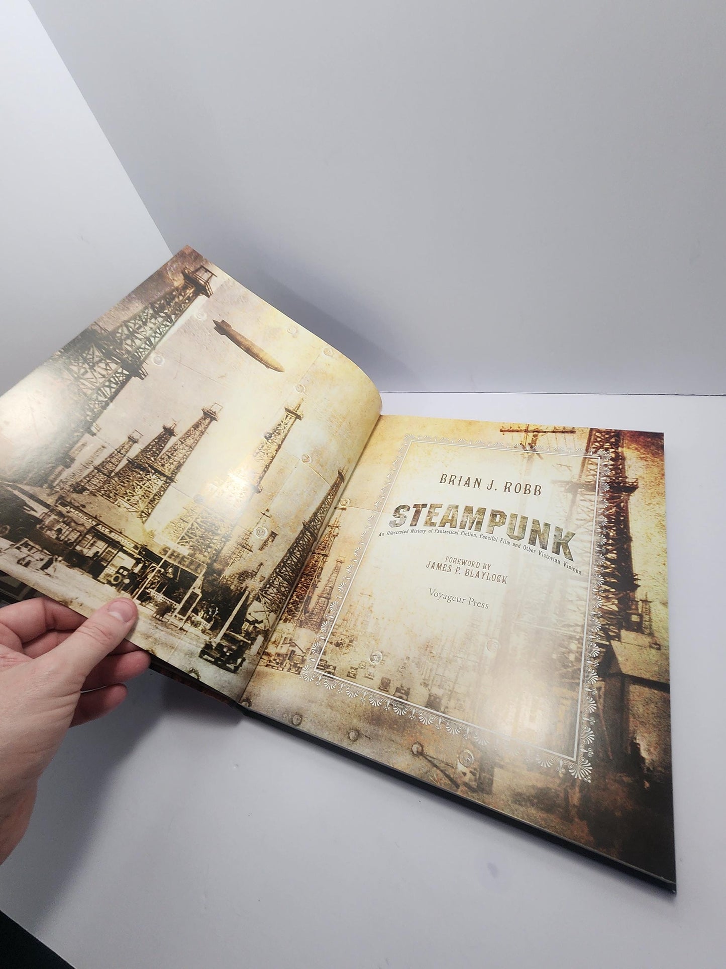 Steampunk By Brian J Robb Book - Books - Steampunk - Steam Punk - Brian Robb - Brian Robb Books - Steampunk Gifts