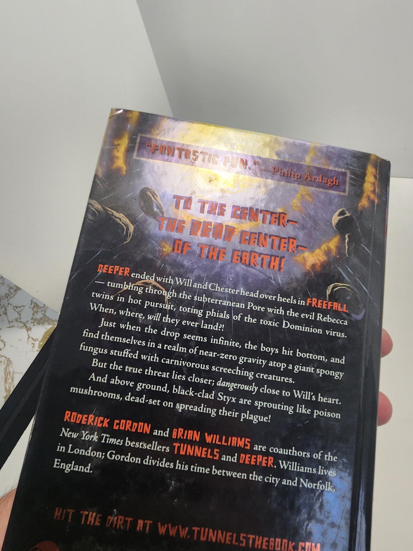 Freefall Book From The Tunnells Series - Roderick Gordon - Series - Series Books - Tunnells Series - Freefall - Freefall Book