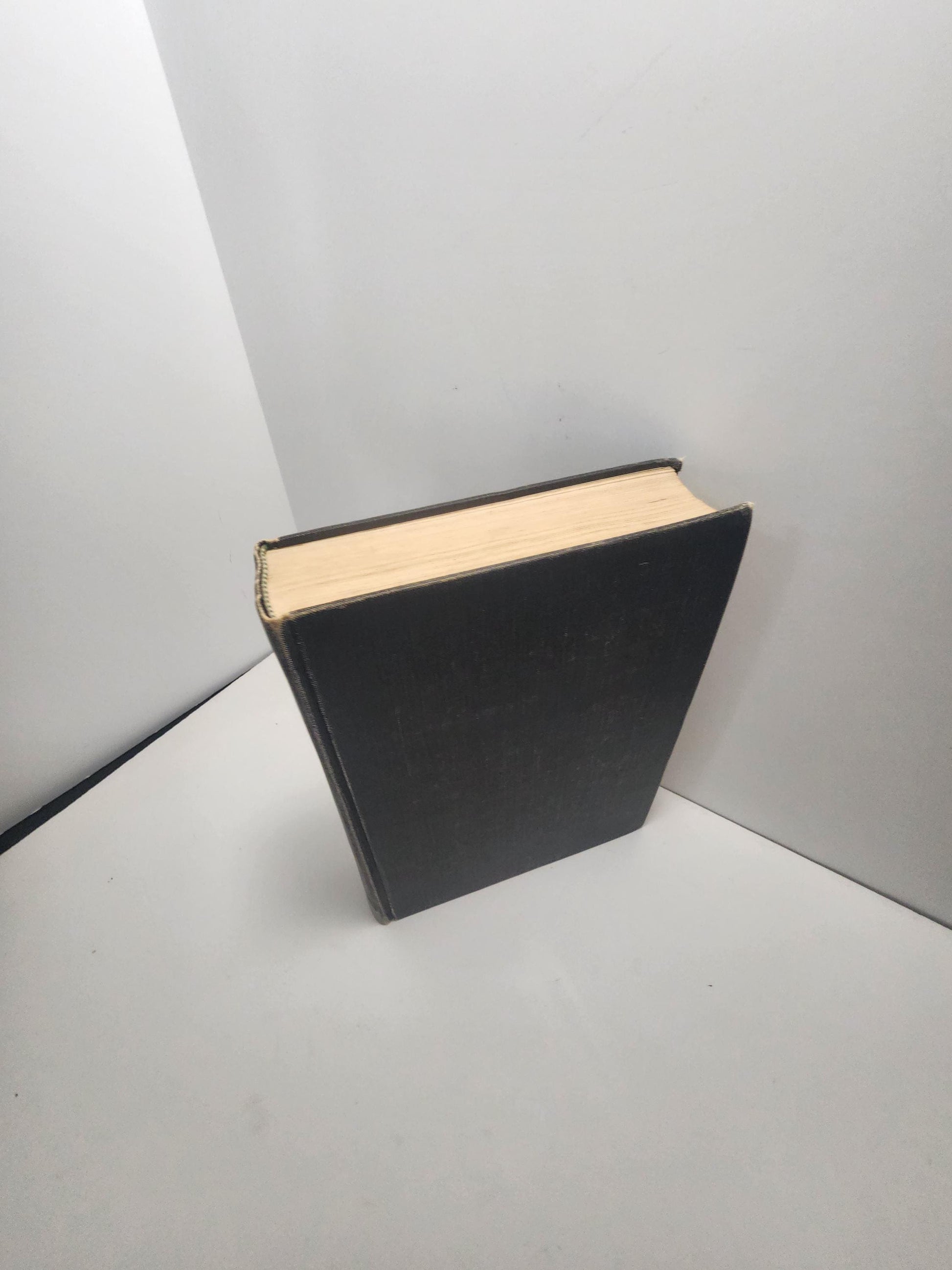 1977 Complete Pelican Shakespeare by William Shakespeare, published by Penguin Books - Shakespeare - Shakespeare Books - Penguin Books -1970