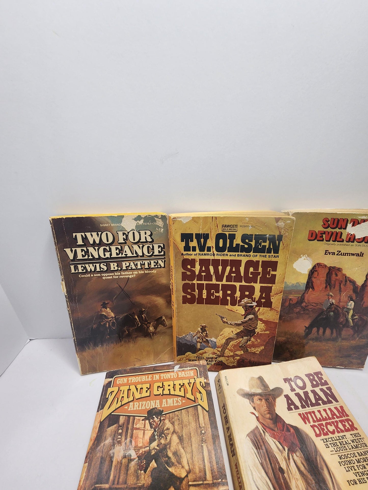 Western Vintage 1980's Paperback Books LOT Of 5 - Vintage Books - Westerns - Western Books - Novels - 1980's - Paperback Books