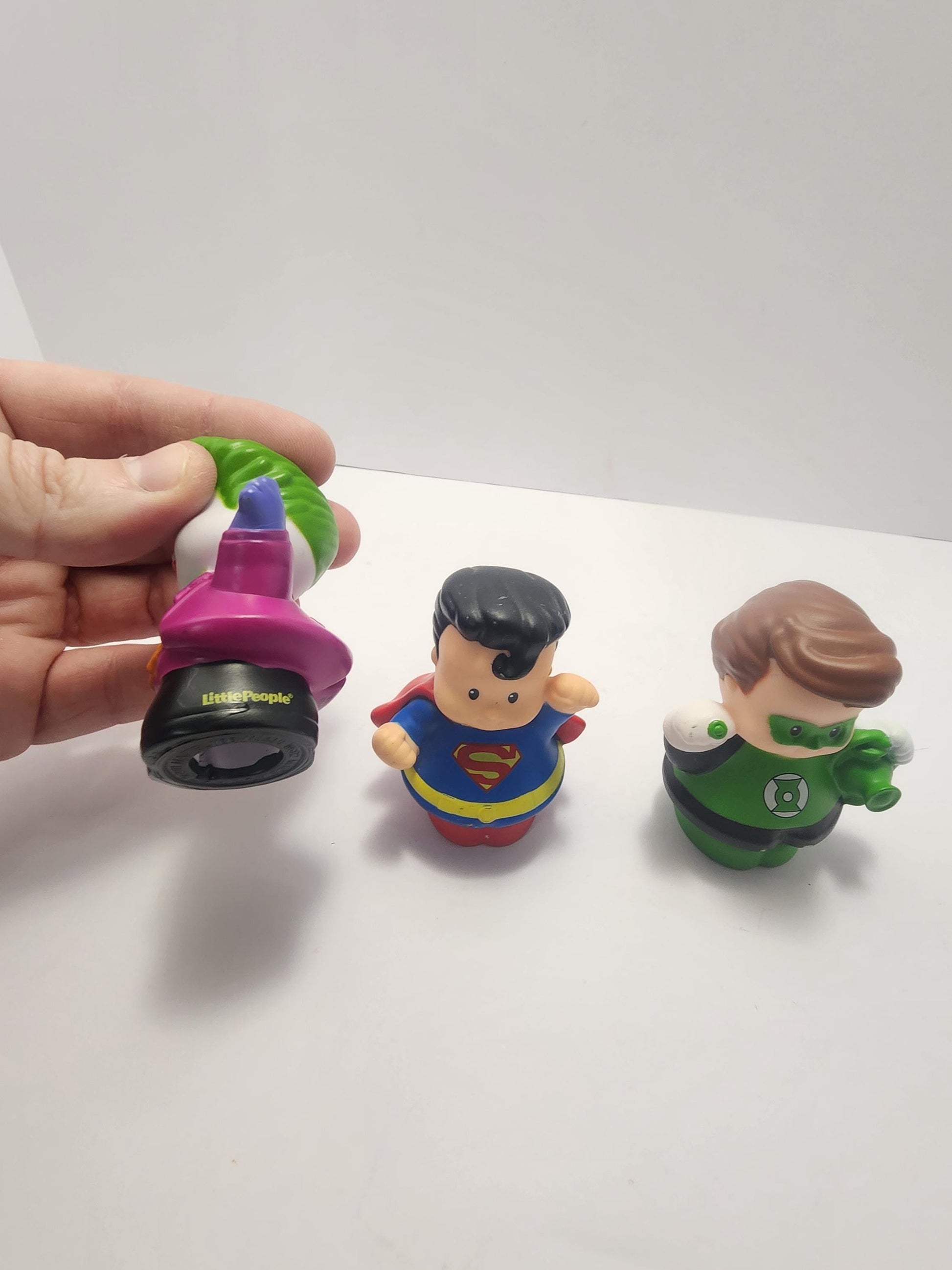 Fisher Price Little People The Joker & Green Lantern - Superheros - Villians - The Joker - Dc - Dc Toys - Green Lantern - Fisher Price Toys