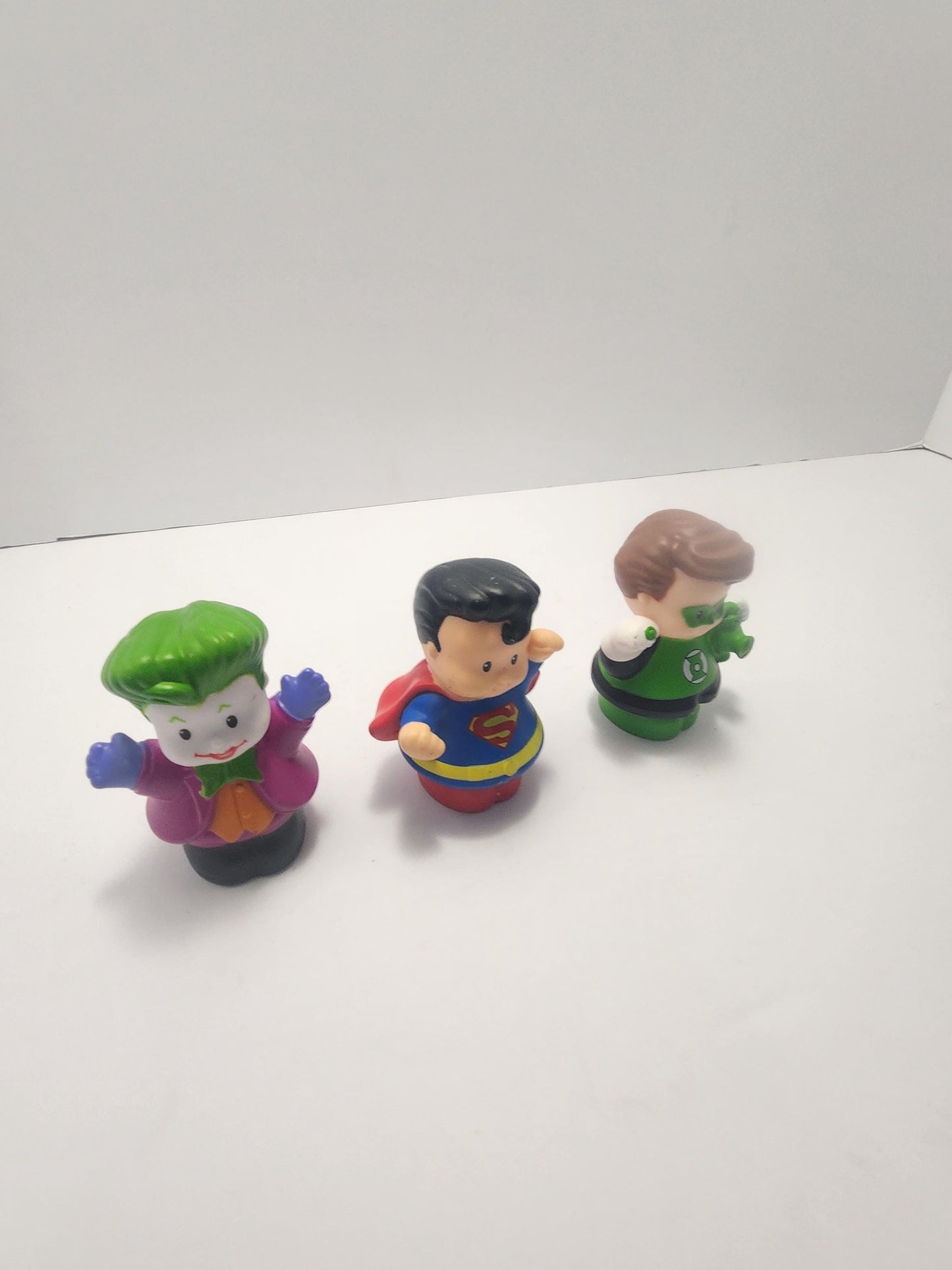 Fisher Price Little People The Joker & Green Lantern - Superheros - Villians - The Joker - Dc - Dc Toys - Green Lantern - Fisher Price Toys