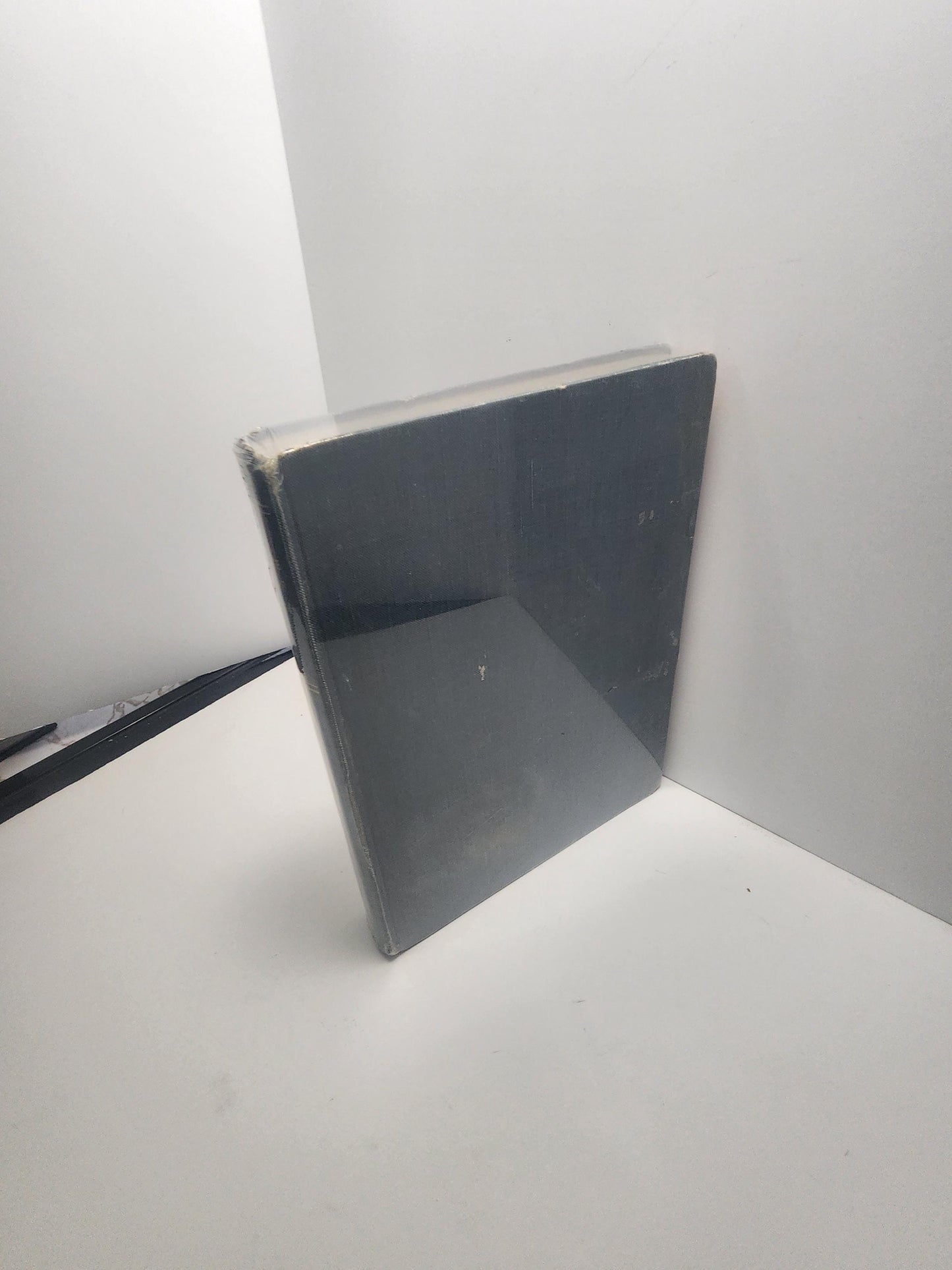 1956 The Complete Book Of Garden Magic - Gardening - 1950's - Antiques - Vintage Books - Garden Magic - Garden Magic Book