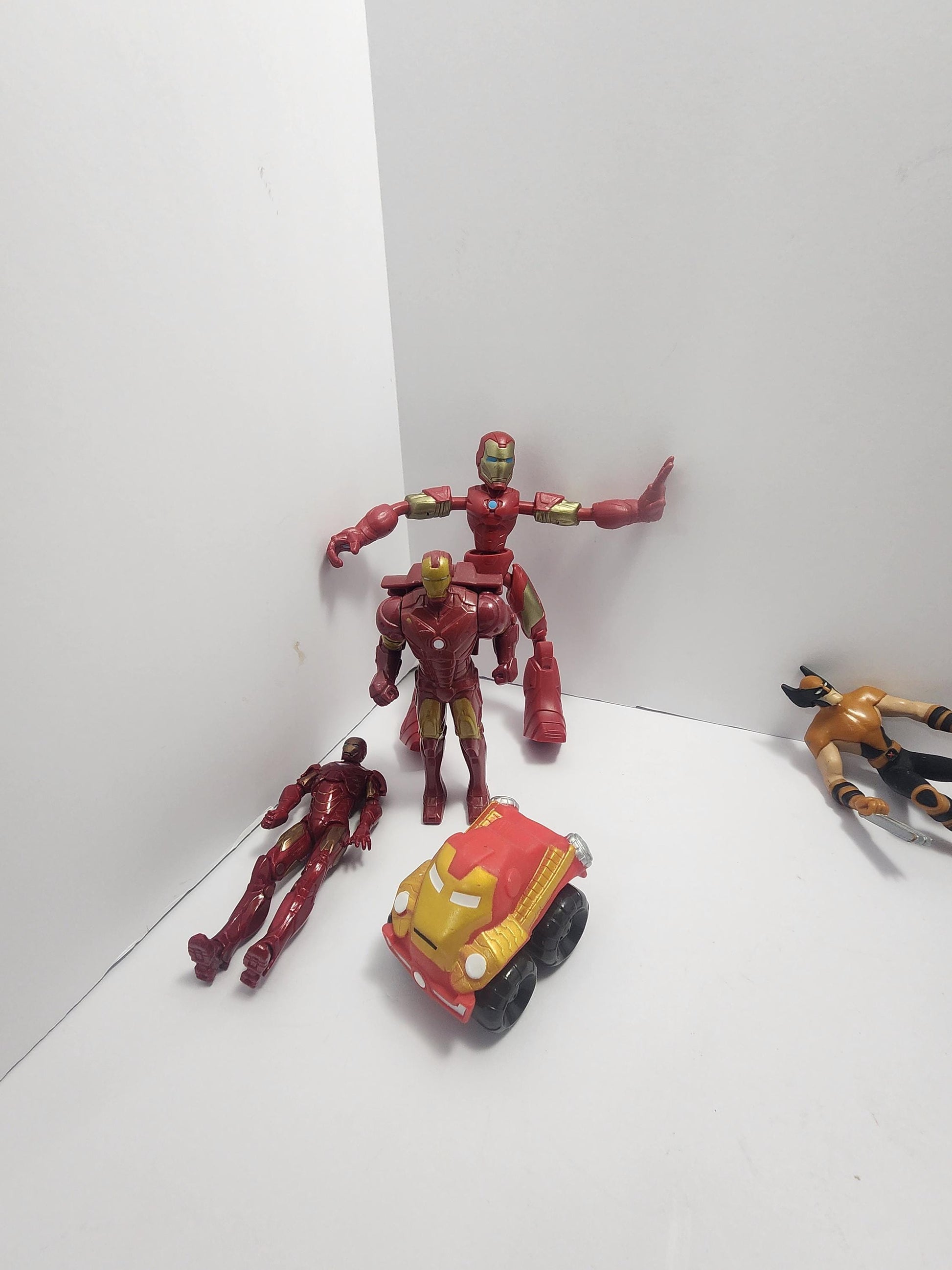 Xmen Wolverine Iron Man Marvel Action Figure Toys - Iron Man - Iron Man Toys - Action Figures - Marvel - Marvel Toys - Wolverine - Superhero