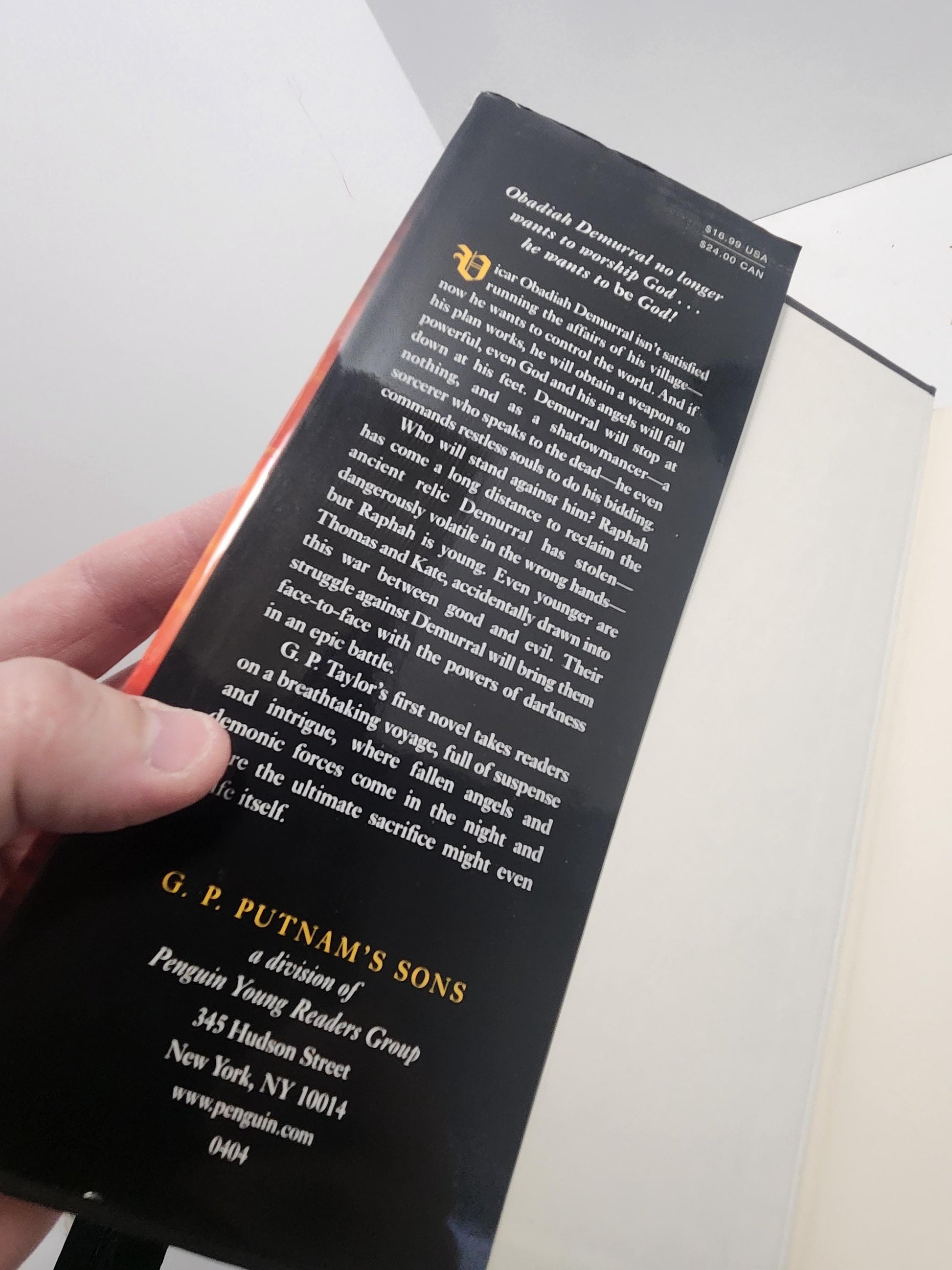 Shadowmancer by G. P. Taylor 1st Editiom 2000's Hardcover Edition - Shadowmancer - GP Taylor - 1st Edition Books - Hardcover Books