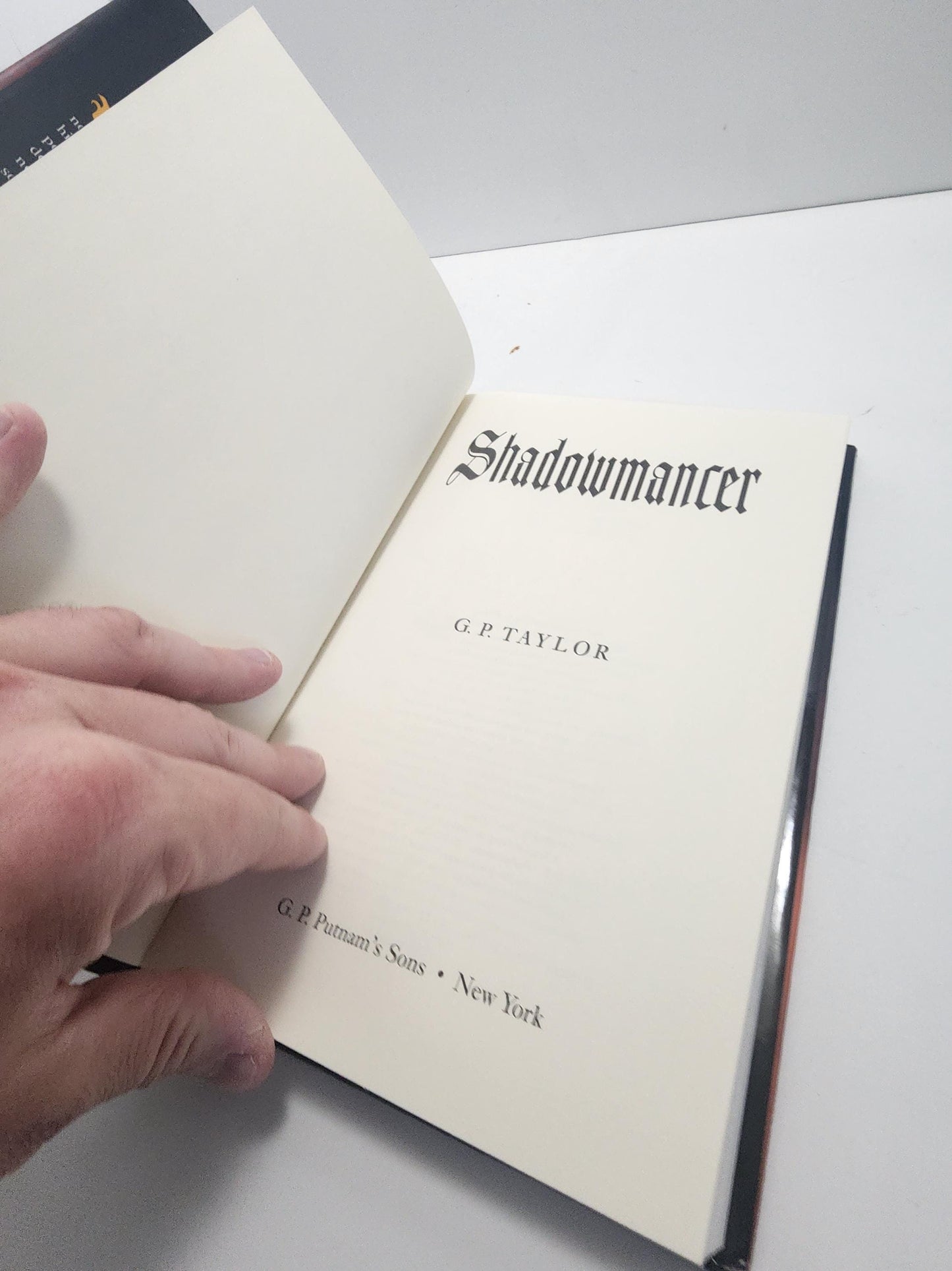 Shadowmancer by G. P. Taylor 1st Editiom 2000's Hardcover Edition - Shadowmancer - GP Taylor - 1st Edition Books - Hardcover Books