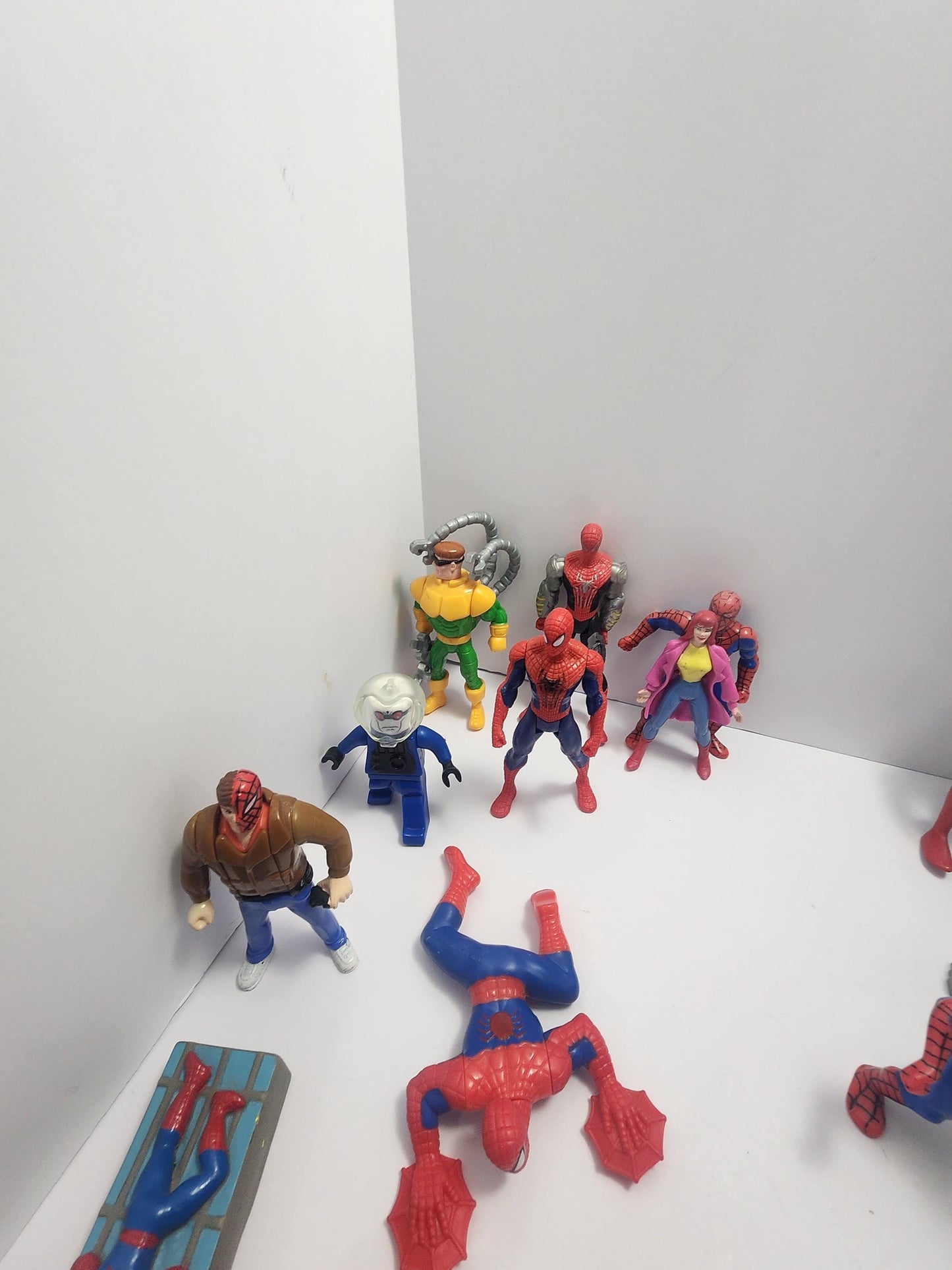 Superhero Vintage Toy LOTS - Batman - Batman Toys - Action Figures - Superheros - Spiderman - Spiderman Toys - DC Toys - DC Comics