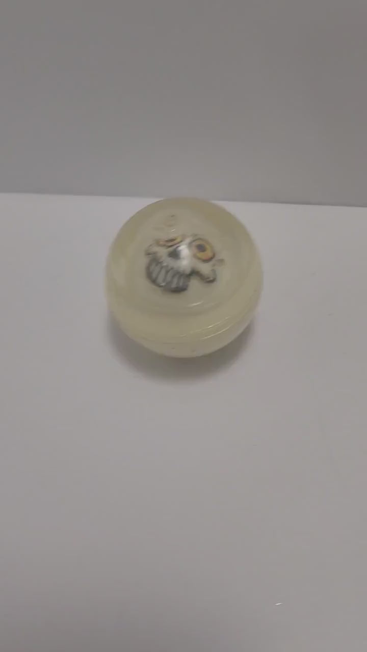 1990s Magic Trick Floating Skeleton Glowing Eyes Ball - Balls - Bouncy Balls - Skeletons - Glow In The Dark - Magic Tricks