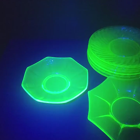 Uranium 1930s Depression Glass Plates Several Options  - Uranium Glass - Vaseline Glass - Plates - Plate Set - 1930 - Depression Glass